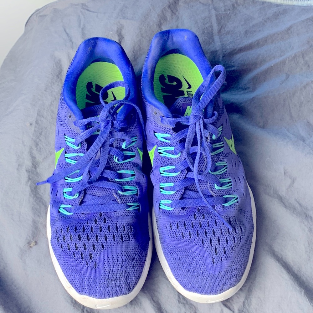 Nike lunar tempo athletic shoes